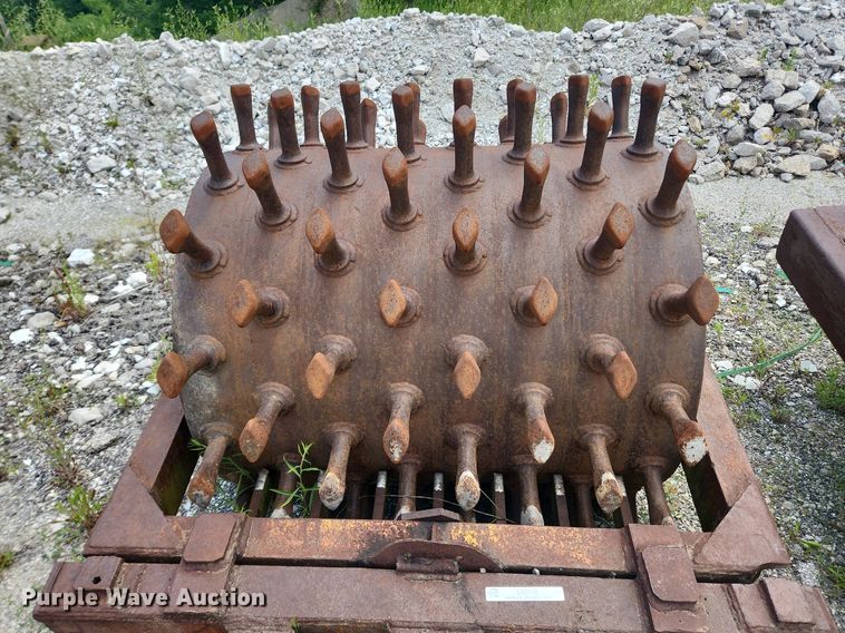 image for item LX9740 Sheepsfoot roller