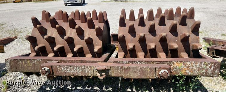 image for item LX9741 Double drum wedge foot roller