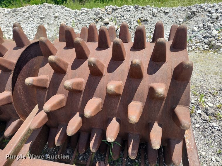 image for item LX9741 Double drum wedge foot roller