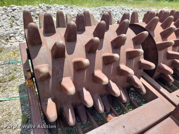 image for item LX9741 Double drum wedge foot roller