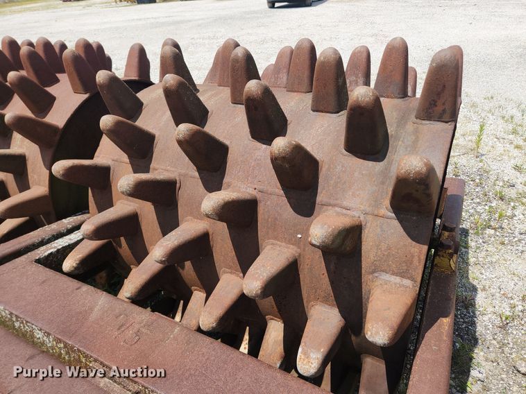 image for item LX9741 Double drum wedge foot roller