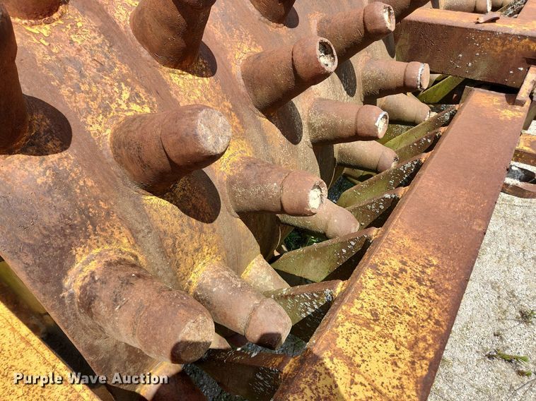 image for item LX9742 Double drum sheepsfoot roller