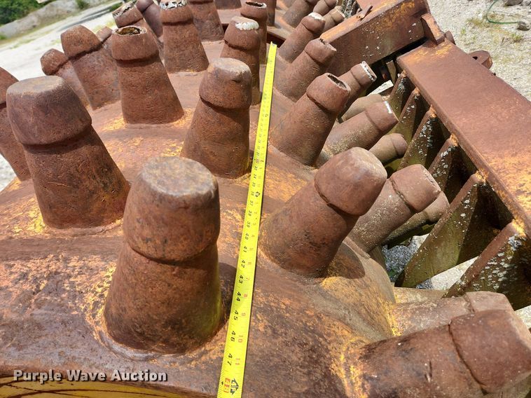 image for item LX9742 Double drum sheepsfoot roller