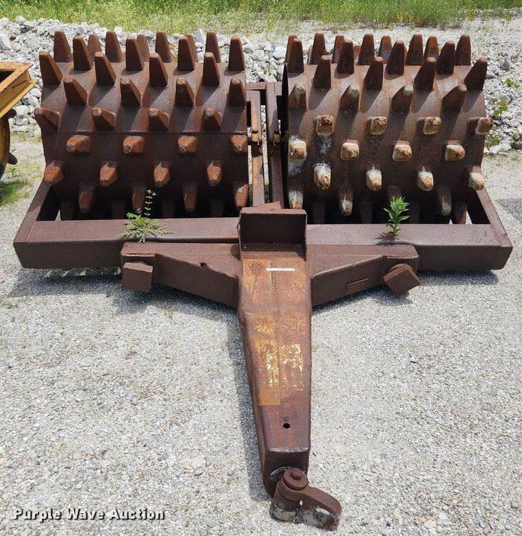 image for item LX9743 American Steel Works  double drum wedge foot roller