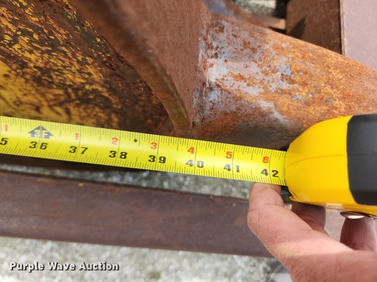 image for item LX9743 American Steel Works  double drum wedge foot roller