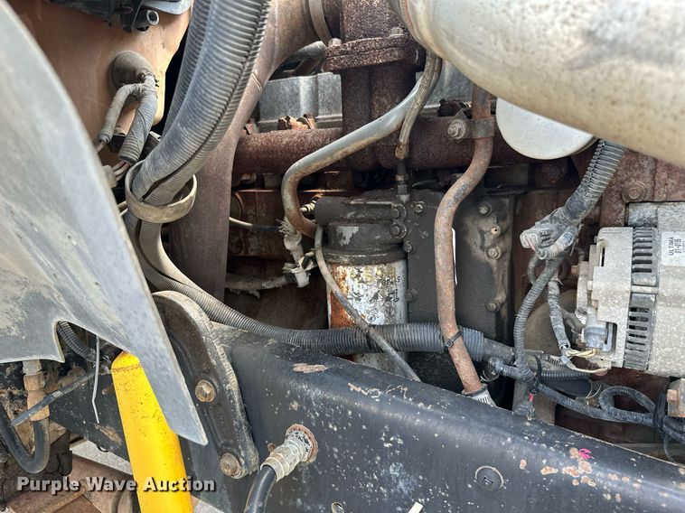 image for item MB9541 1995 Ford F800  utility / service truck