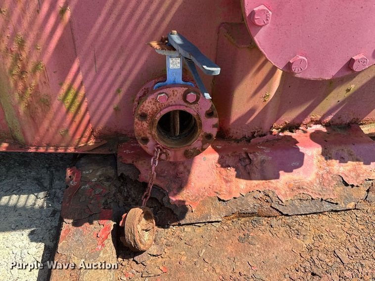 image for item MB9545 2008 Menard  frac tank trailer