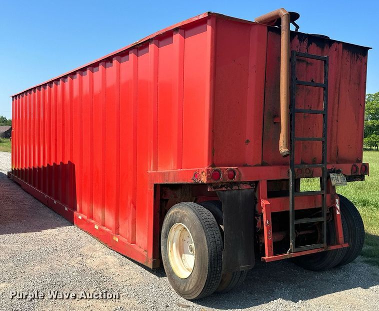 image for item MB9546 2008 Menard  frac tank trailer