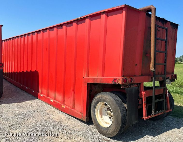 image for item MB9546 2008 Menard  frac tank trailer