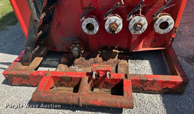 image for item MB9546 2008 Menard  frac tank trailer