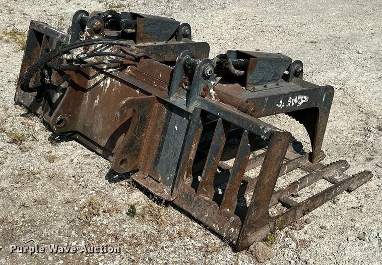 image for item MB9551 80"W grapple bucket