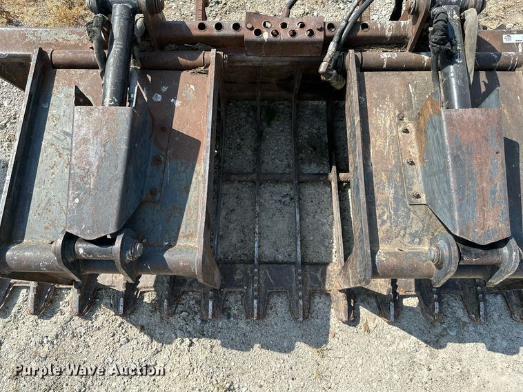 image for item MB9551 80"W grapple bucket