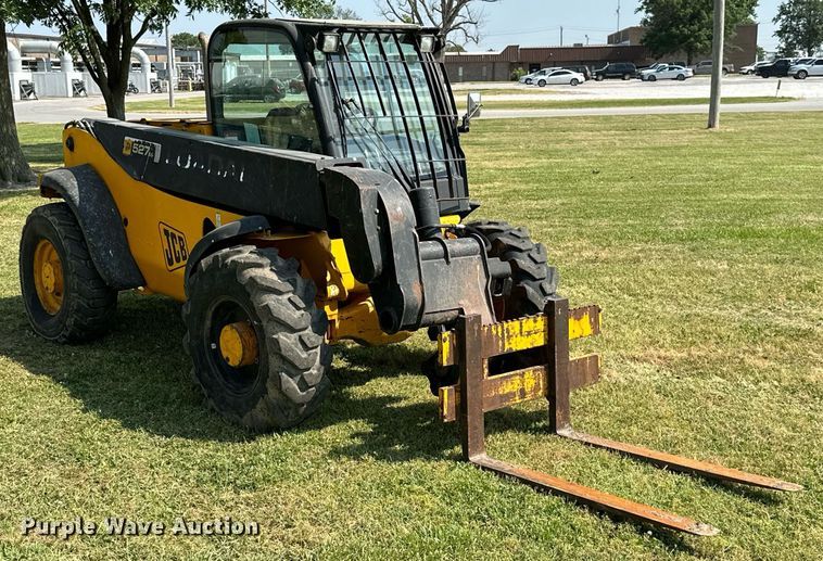 image for item MB9552 2005 JCB 527-55  telehandler