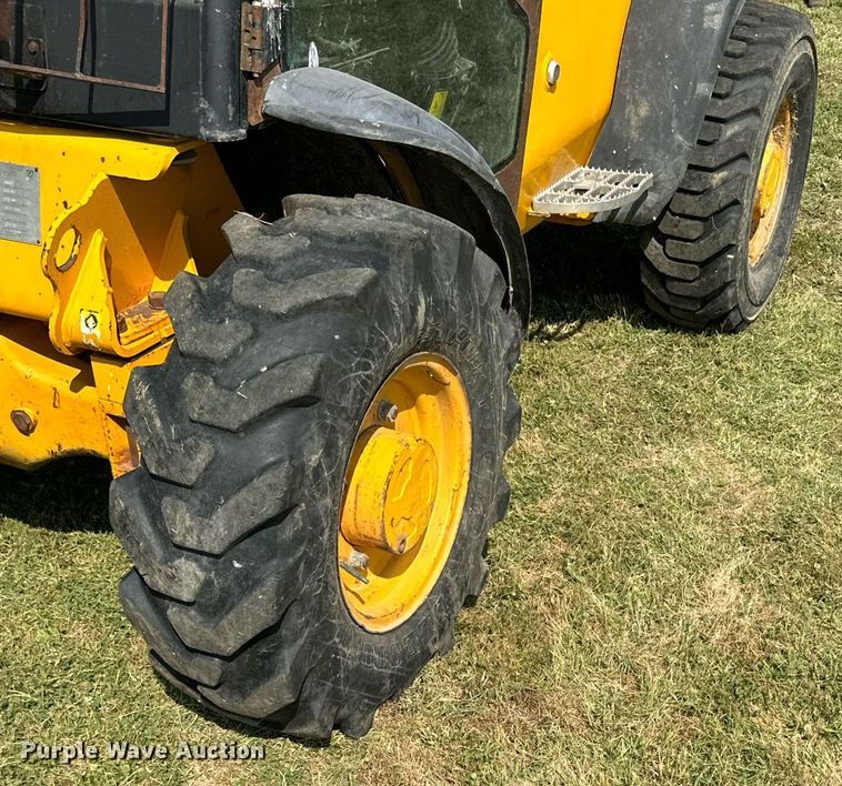 image for item MB9552 2005 JCB 527-55  telehandler