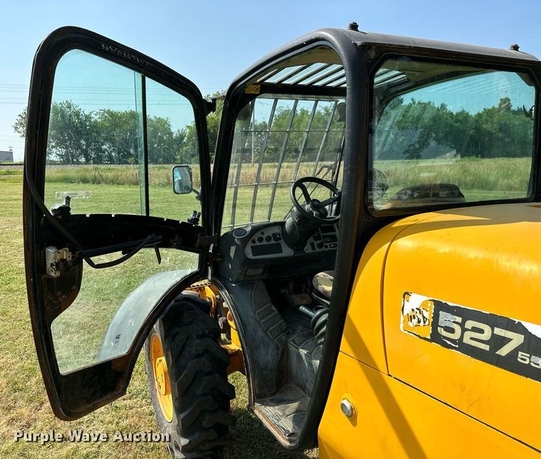 image for item MB9552 2005 JCB 527-55  telehandler