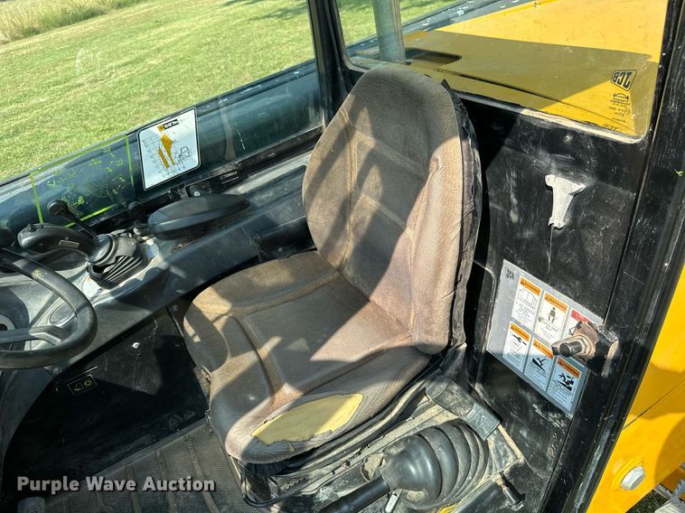 image for item MB9552 2005 JCB 527-55  telehandler
