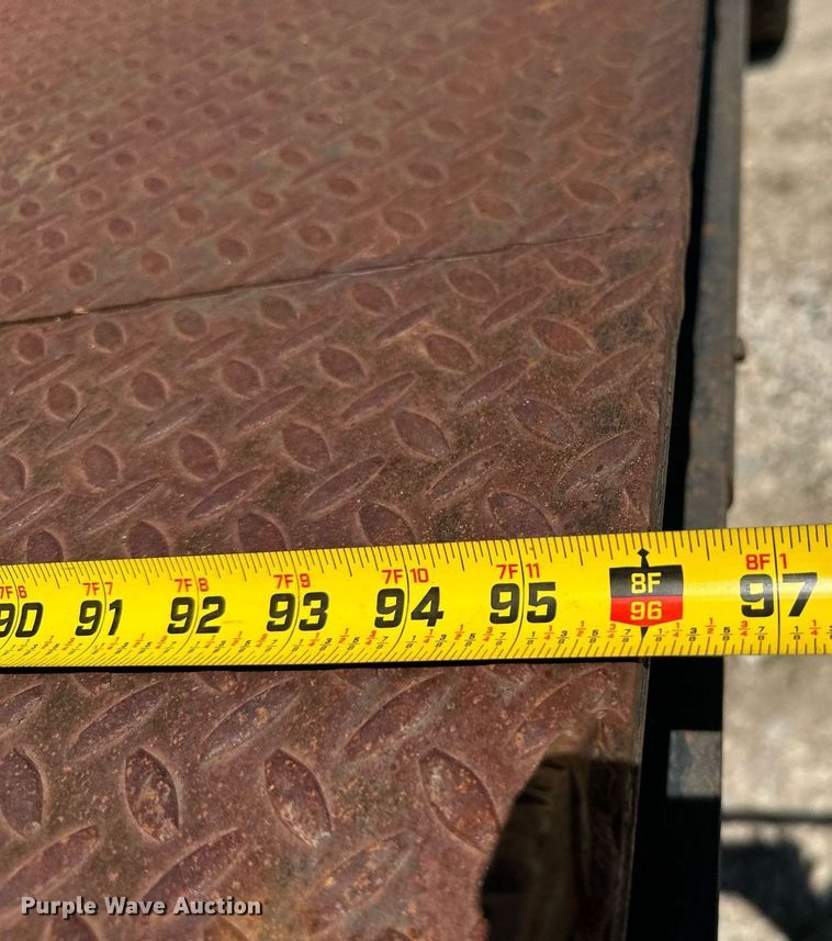 image for item MB9576 1993 International 8100  drilling rig truck