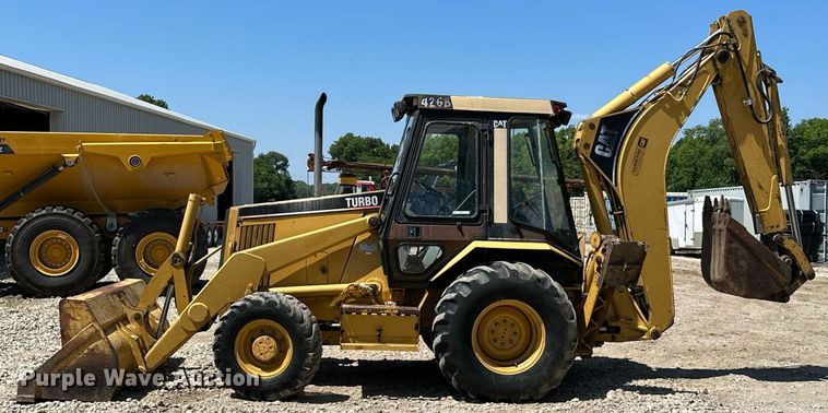 image for item MB9577 1995 Caterpillar 426B  backhoe
