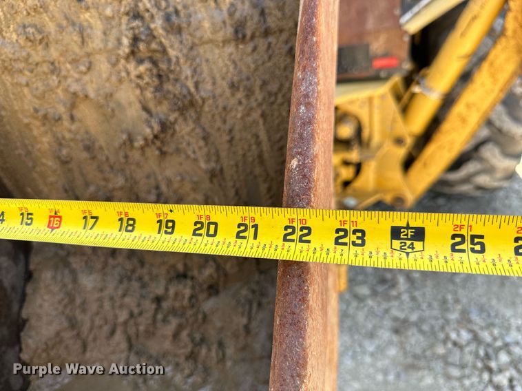 image for item MB9577 1995 Caterpillar 426B  backhoe