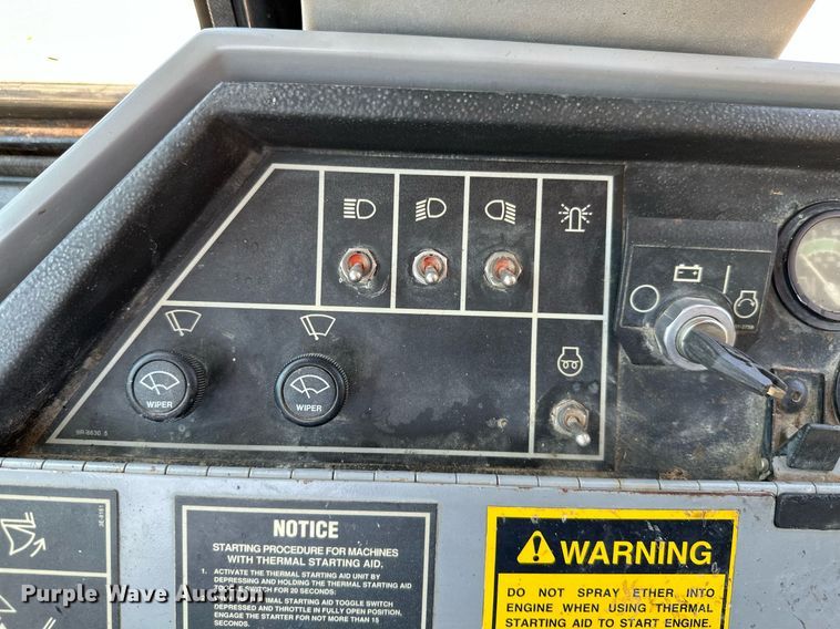 image for item MB9577 1995 Caterpillar 426B  backhoe