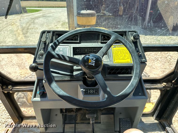 image for item MB9577 1995 Caterpillar 426B  backhoe