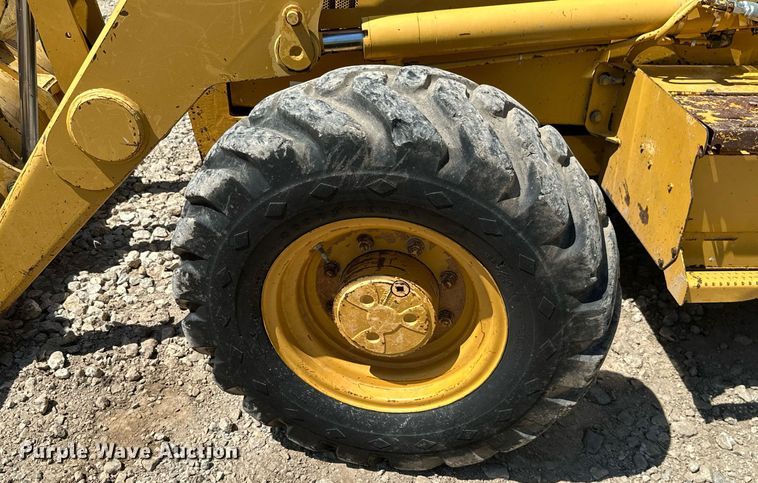 image for item MB9577 1995 Caterpillar 426B  backhoe