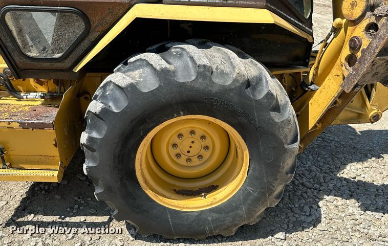 image for item MB9577 1995 Caterpillar 426B  backhoe