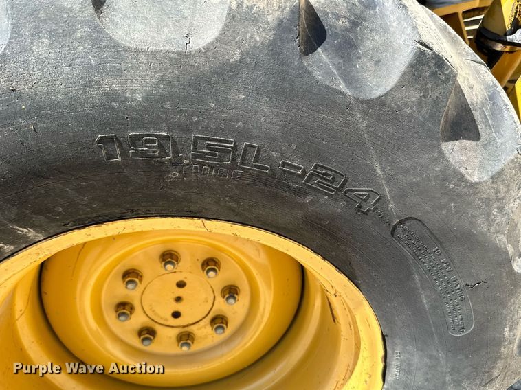 image for item MB9577 1995 Caterpillar 426B  backhoe