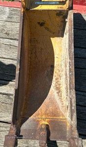 image for item MB9578 12"W backhoe bucket