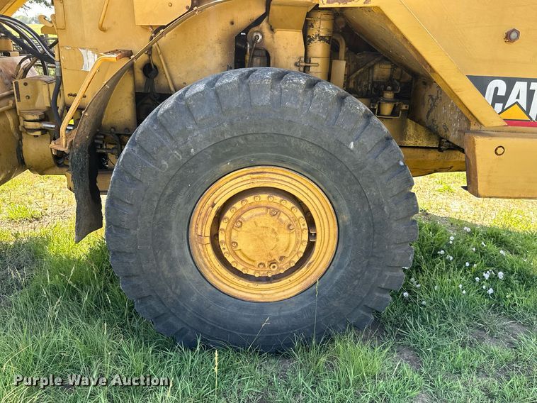 image for item MB9582 1988 Caterpillar D350C  haul truck