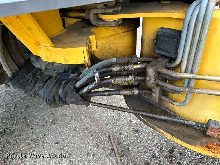 image for item MB9583 2007 New Holland W50TC  wheel loader