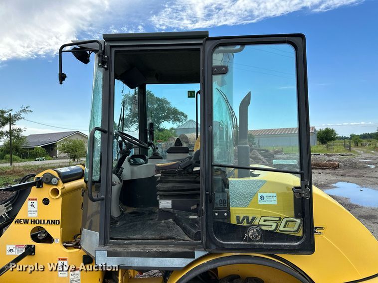 image for item MB9583 2007 New Holland W50TC  wheel loader