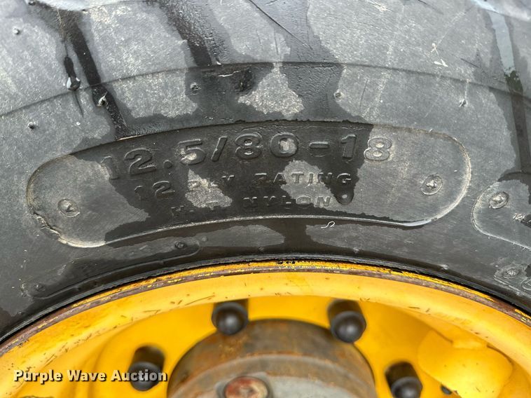 image for item MB9583 2007 New Holland W50TC  wheel loader