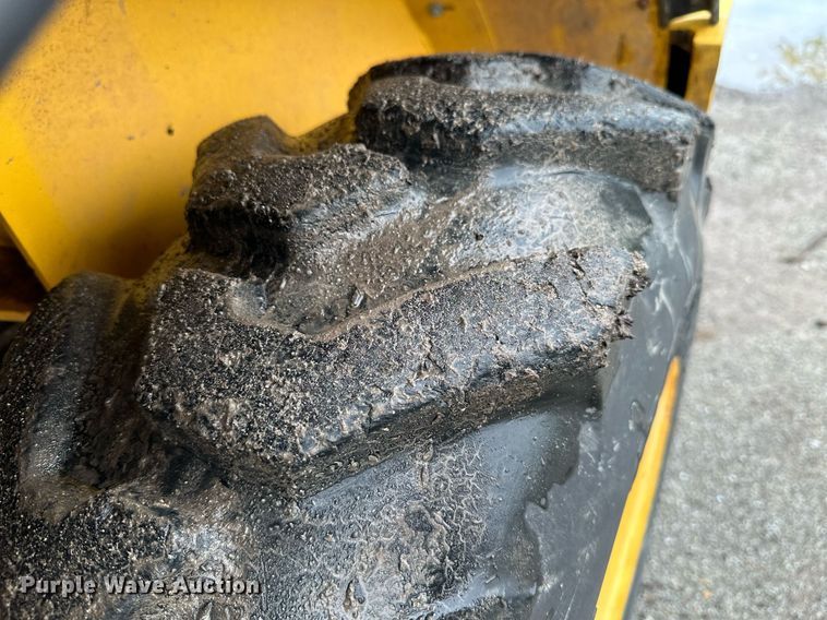 image for item MB9583 2007 New Holland W50TC  wheel loader