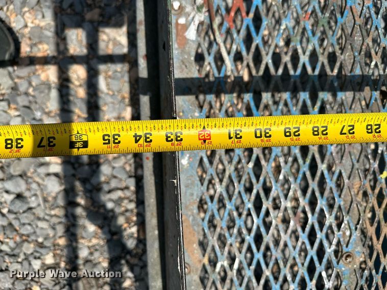 image for item MB9584 2004 Genie Z-60/34  boom lift