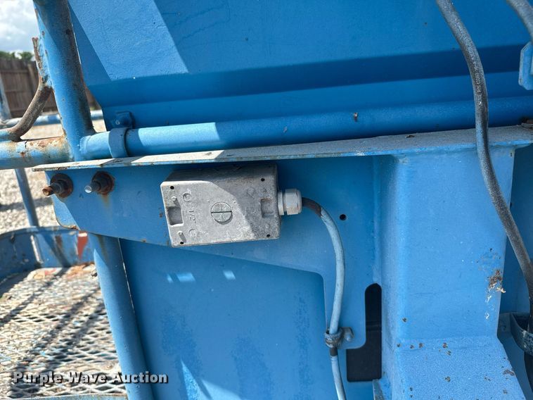 image for item MB9584 2004 Genie Z-60/34  boom lift