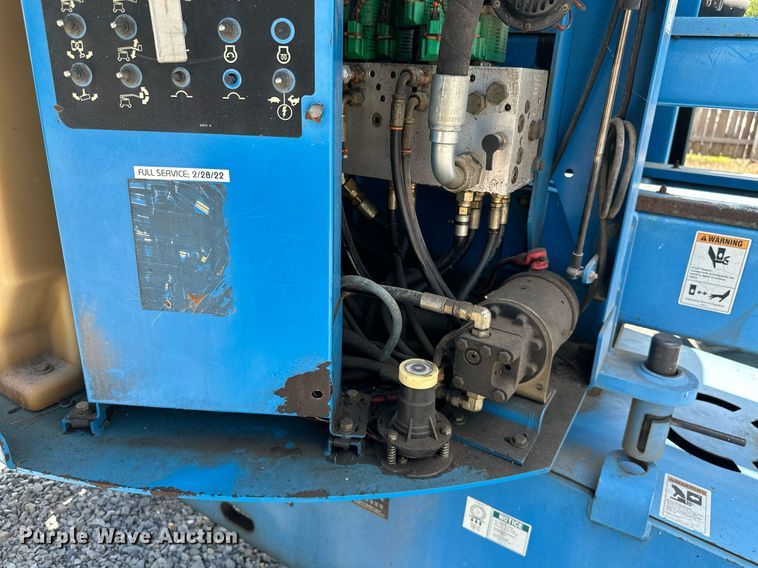 image for item MB9584 2004 Genie Z-60/34  boom lift