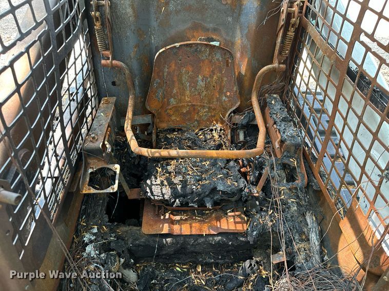 image for item MB9585 Bobcat T770  tracked skid steer loader