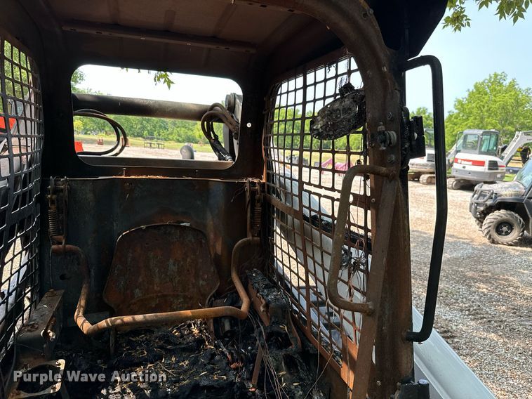 image for item MB9585 Bobcat T770  tracked skid steer loader