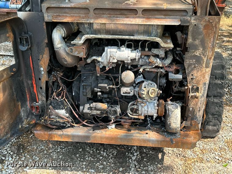 image for item MB9585 Bobcat T770  tracked skid steer loader