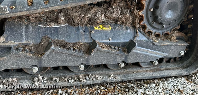 image for item MB9585 Bobcat T770  tracked skid steer loader