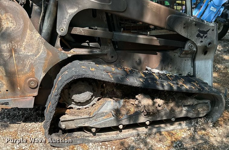 image for item MB9585 Bobcat T770  tracked skid steer loader