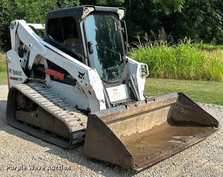 image for item MB9586 2015 Bobcat T650  tracked skid steer loader