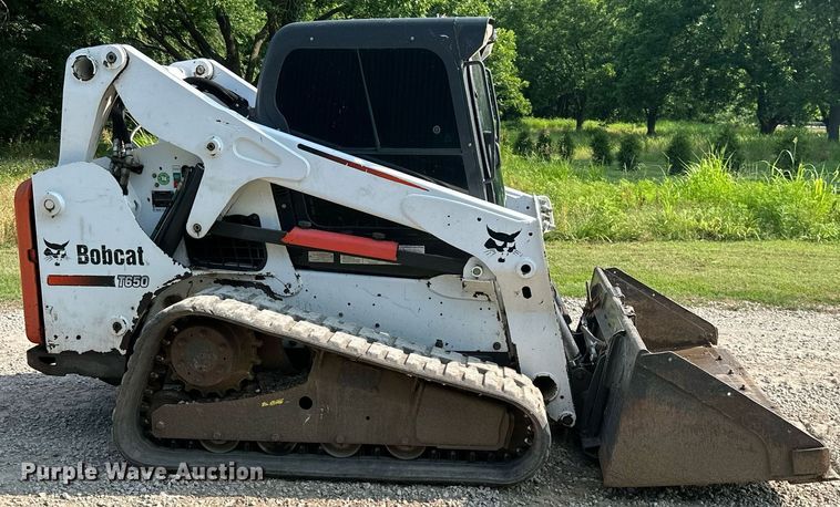 image for item MB9586 2015 Bobcat T650  tracked skid steer loader