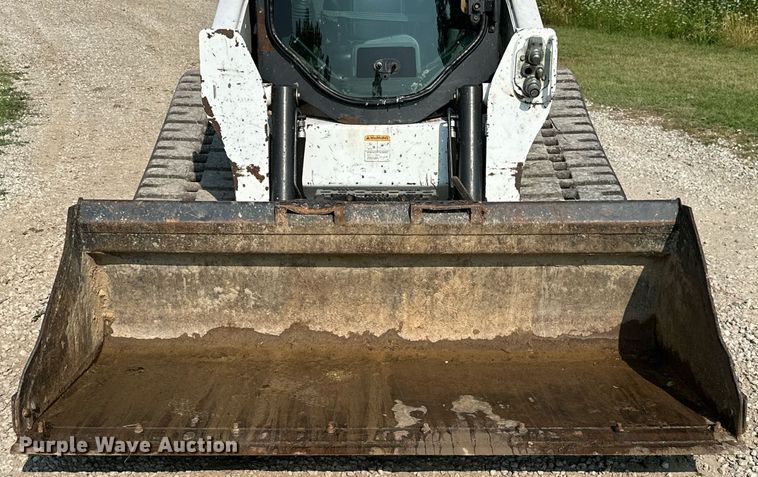 image for item MB9586 2015 Bobcat T650  tracked skid steer loader