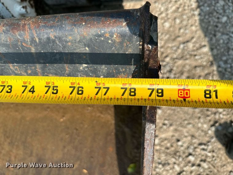 image for item MB9586 2015 Bobcat T650  tracked skid steer loader