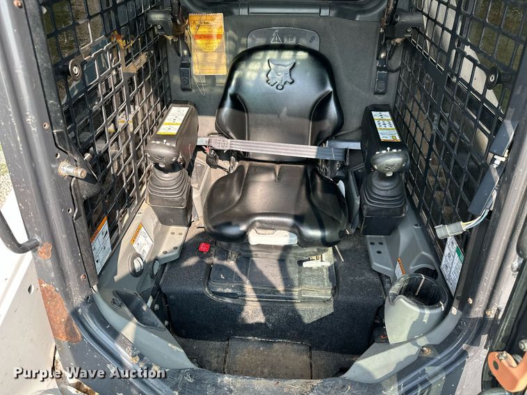 image for item MB9586 2015 Bobcat T650  tracked skid steer loader