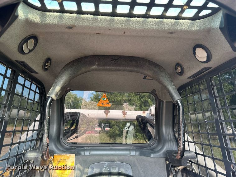 image for item MB9586 2015 Bobcat T650  tracked skid steer loader