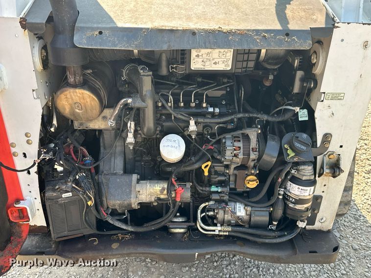 image for item MB9586 2015 Bobcat T650  tracked skid steer loader