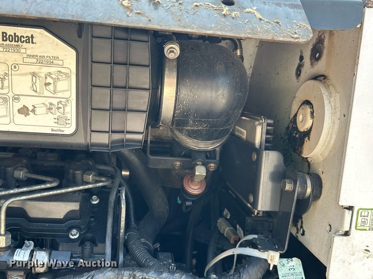 image for item MB9586 2015 Bobcat T650  tracked skid steer loader